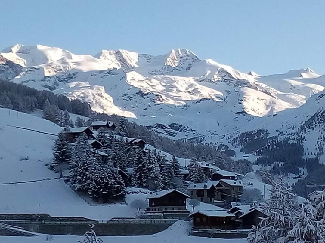 Piccola Residenza Leilighet Champoluc Eksteriør bilde